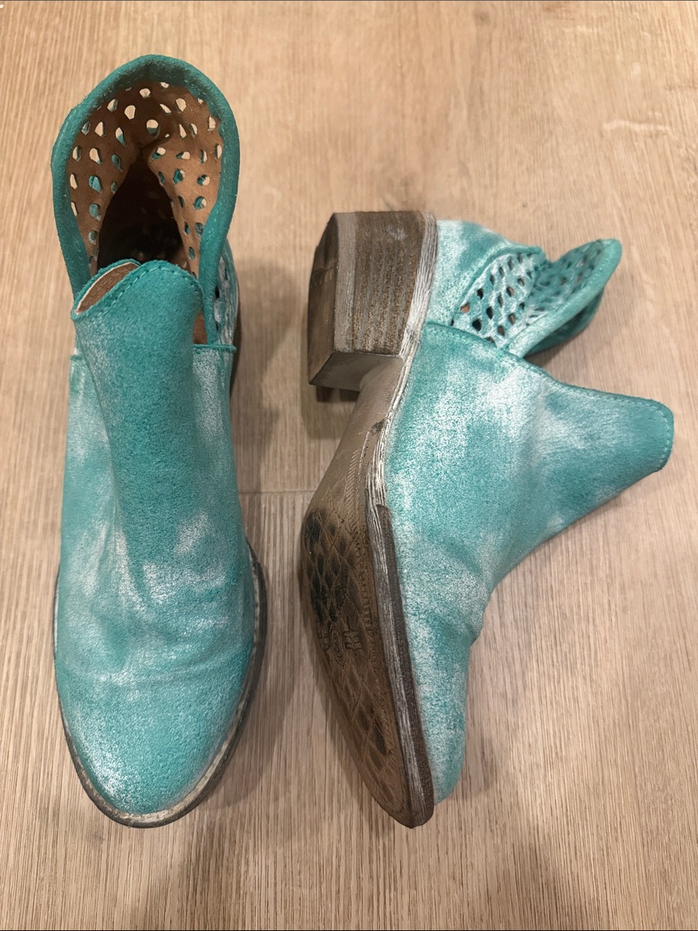 Circle G Turquoise Suede Cutout Ankle Booties
